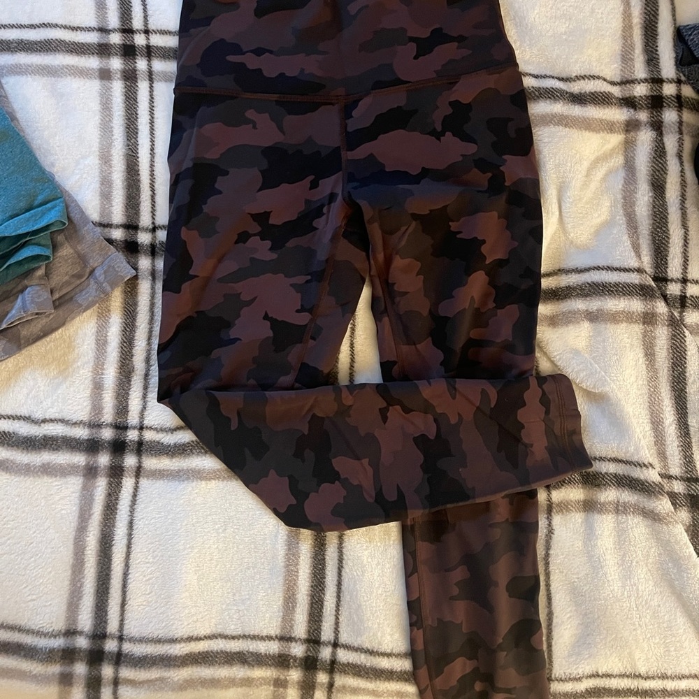 Lululemon camo leggings